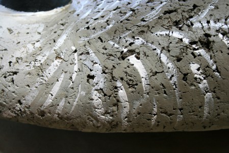 T - Side feathers forward